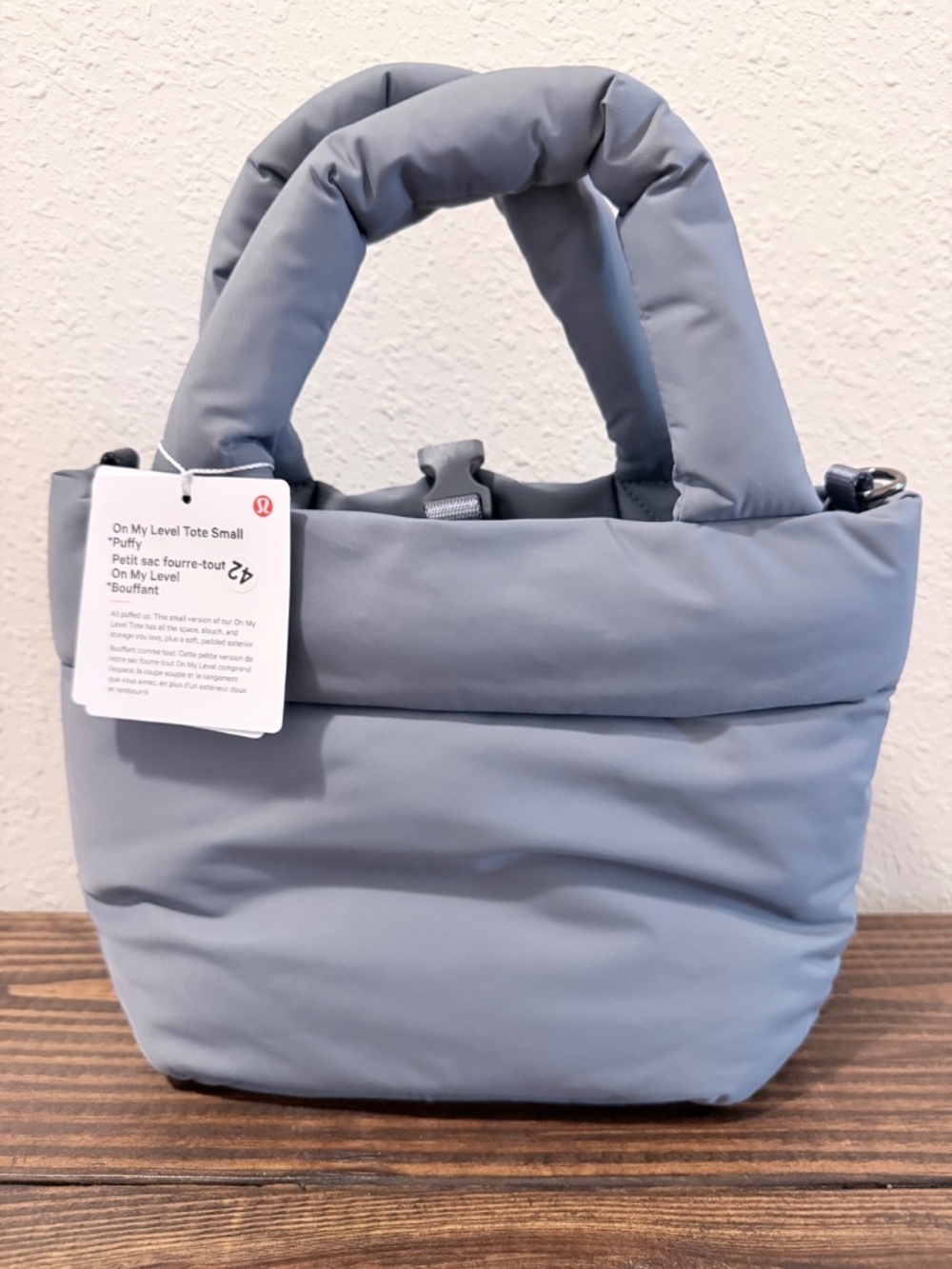 NWT Lululemon On My Level Tote Bag Small 3L Solar Grey Limited Edition Sold Out - Picture 5 of 6